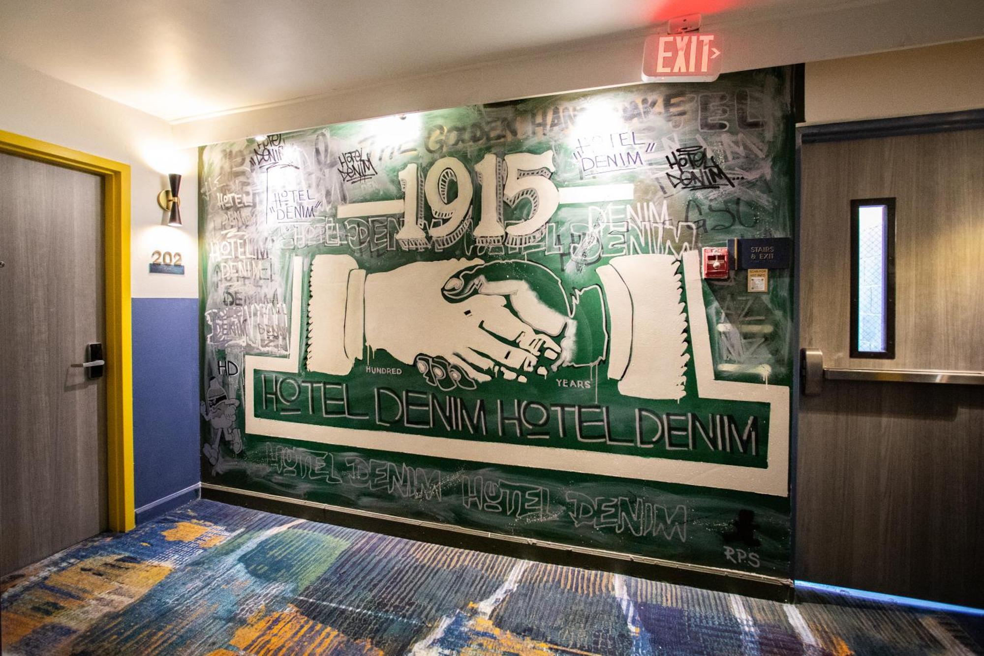 Hotel Denim 4*
